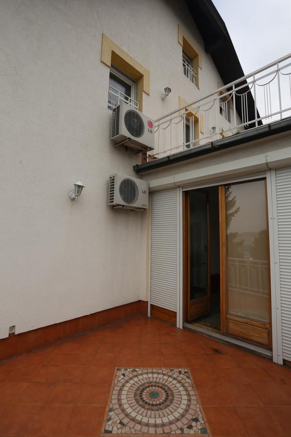 Apartments Villa Irma Sarajevo Exterior photo
